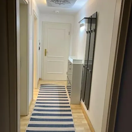 Apartment Dg In Der Naehe Vom Schloss Schwerin (Mecklenburg-Vorpommern)