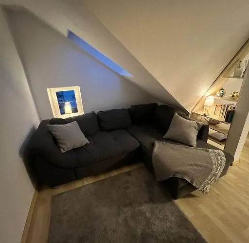 Dg In Der Naehe Vom Schloss *