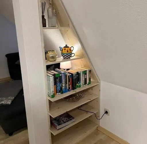 Dg In Der Naehe Vom Schloss 什未林